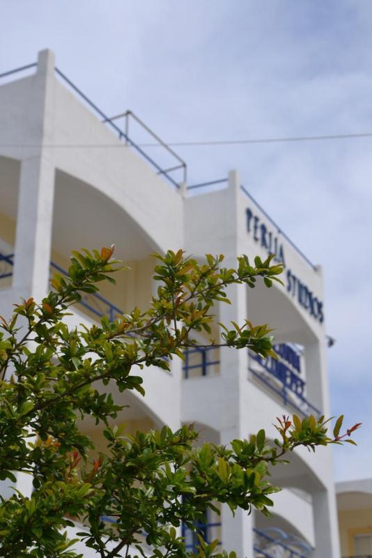 Valente Perlia Rooms Poros Town Ngoại thất bức ảnh